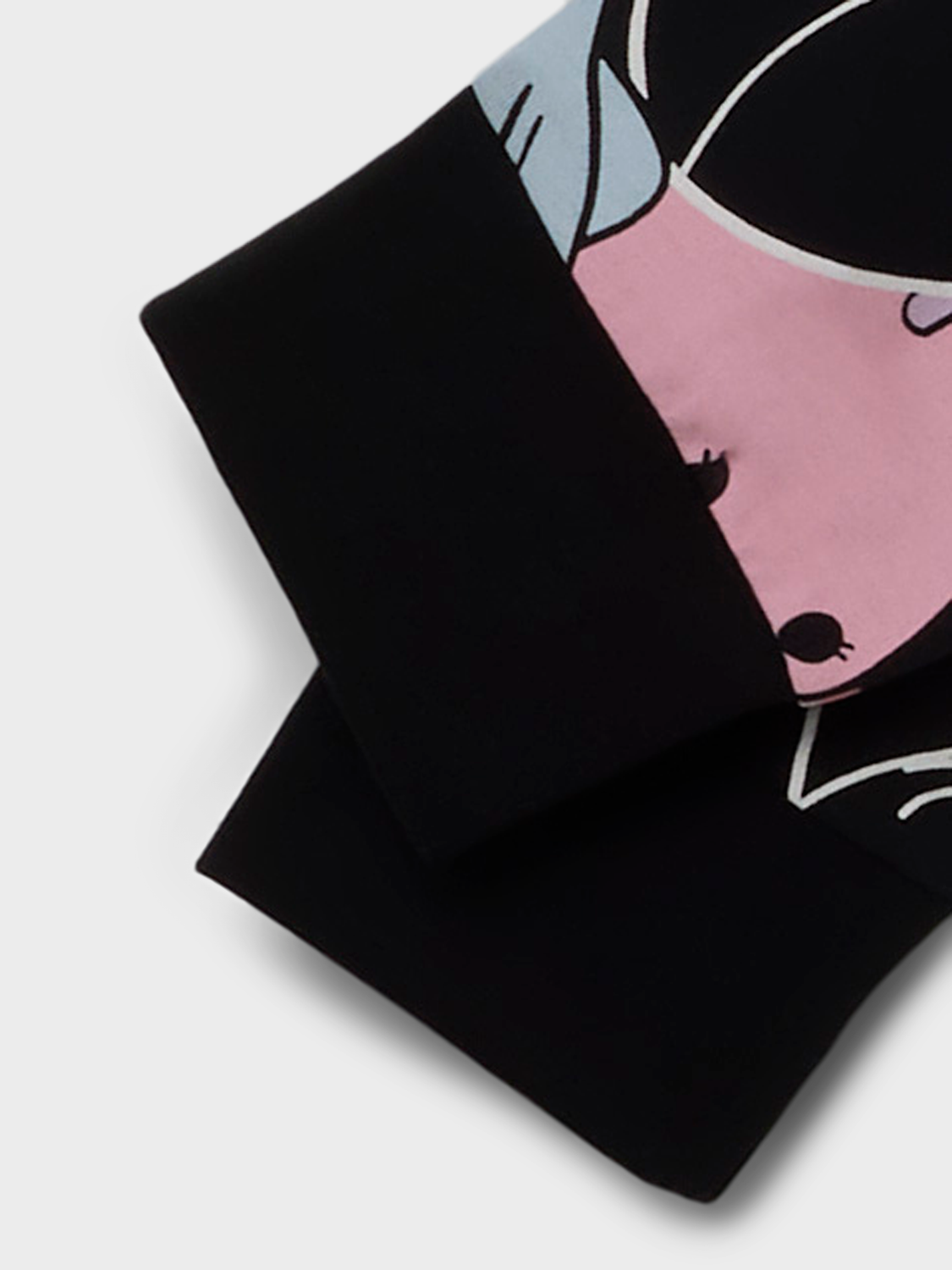 model_shot-front_full